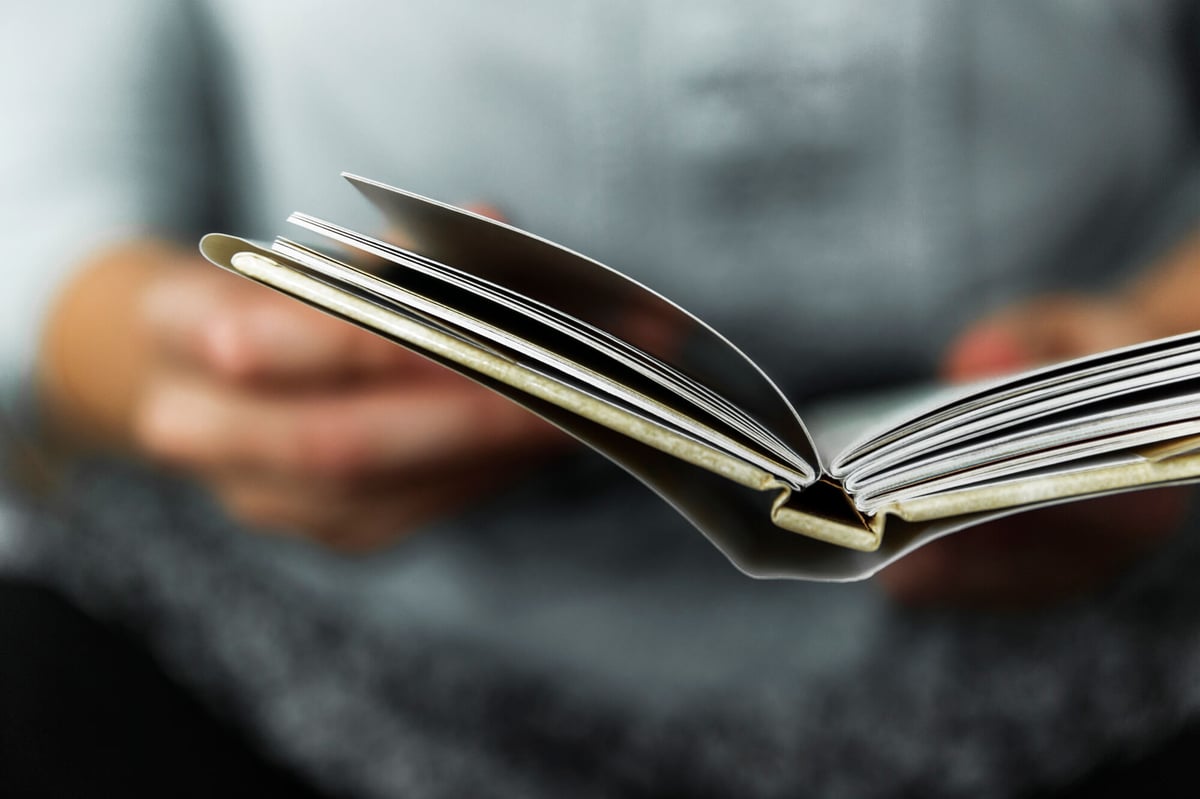 Store knowledge, book