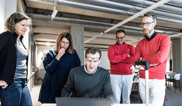 How to Evaluate XMReality Through a Pilot Project