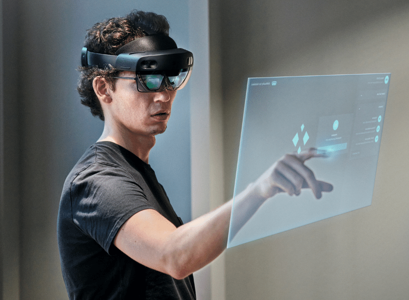 HoloLens 2 and XMReality-1