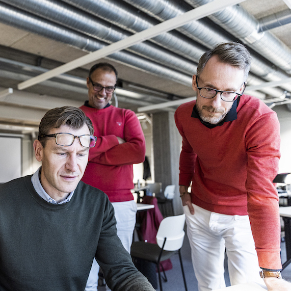 Working together at XMReality